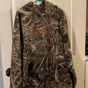 Mens under armour camo sweatshirt